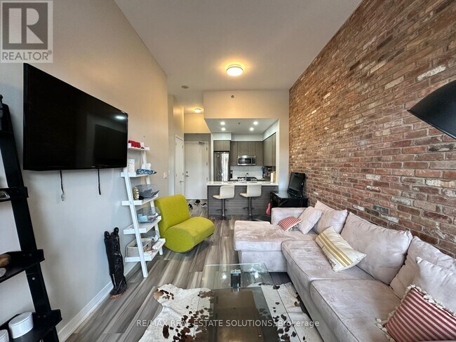 Building Photo - 88 Colgate Ave