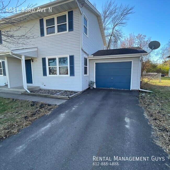 Building Photo - Updated 2 Bedroom 2 Bathroom Twin Home!