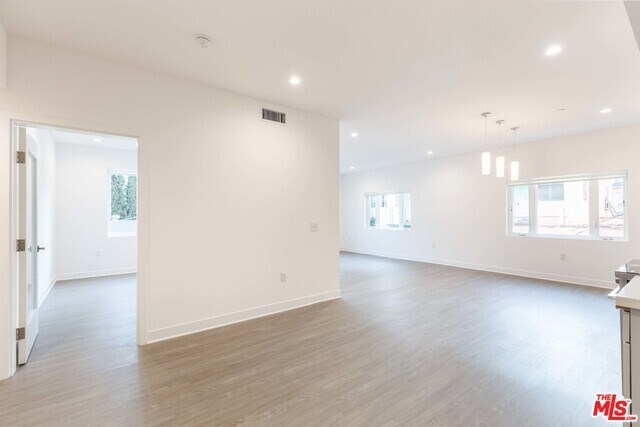 Building Photo - 843 Wilcox Ave