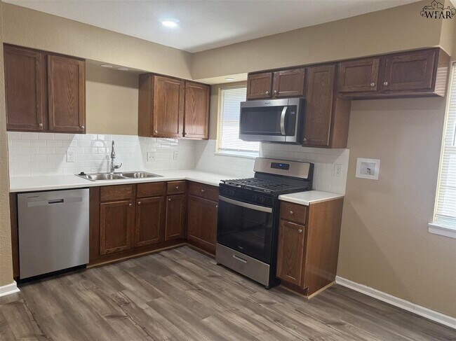 Foto del edificio - 1505 Covington St