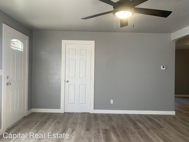 Building Photo - 3 br, 1 bath House - 3941 N.W. 23rd Street