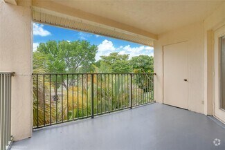 Building Photo - 9999 Summerbreeze Dr