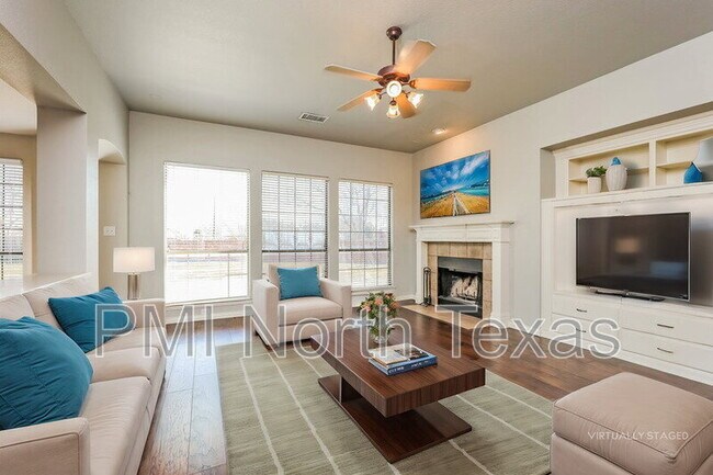 Foto del edificio - 2541 Indian Hills Dr