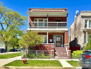 Building Photo - 2704 E 77th St