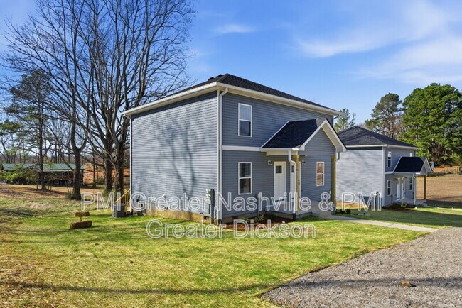 Foto del edificio - 118 Saw Mill Rd