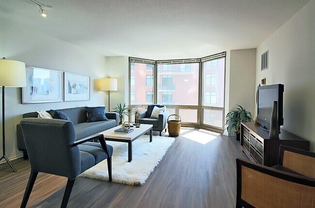 Foto del edificio - 1099 N Dearborn St