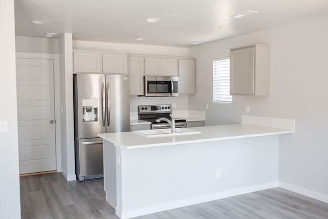 Building Photo - Townhomes at Jericho