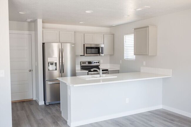 Foto del edificio - Townhomes at Jericho