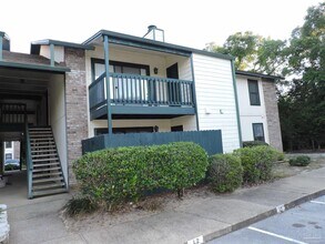 Building Photo - 2299 Scenic Hwy