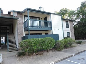 Building Photo - 2299 Scenic Hwy