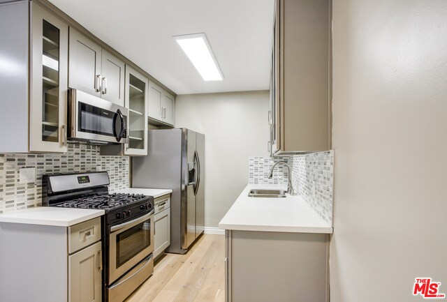 Foto del edificio - 1149 N Westmoreland Ave