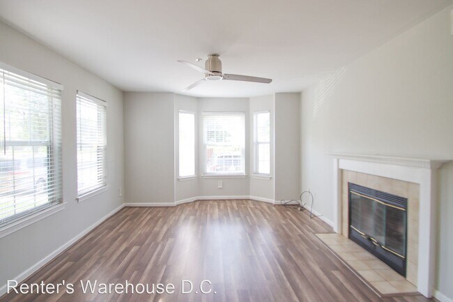 Building Photo - 2 br, 1 bath House - 13612 Lord Sterling P...