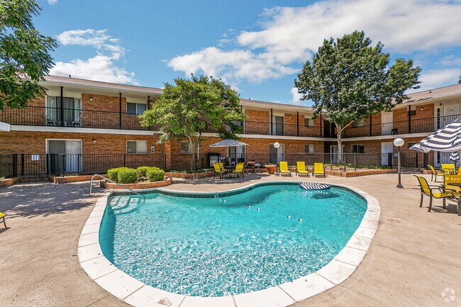 Swiss Courts Apartments Dallas Tx