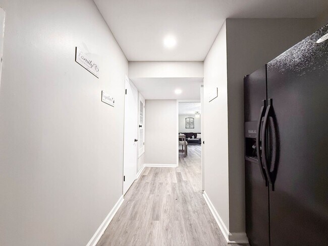 Foto del edificio - Fully Furnished Studio | Green Island Hills | All Utilities Included | Mid-Term Rental