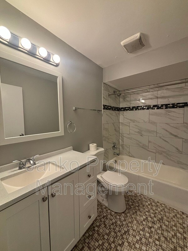 Foto del edificio - 4542 Heartland Dr