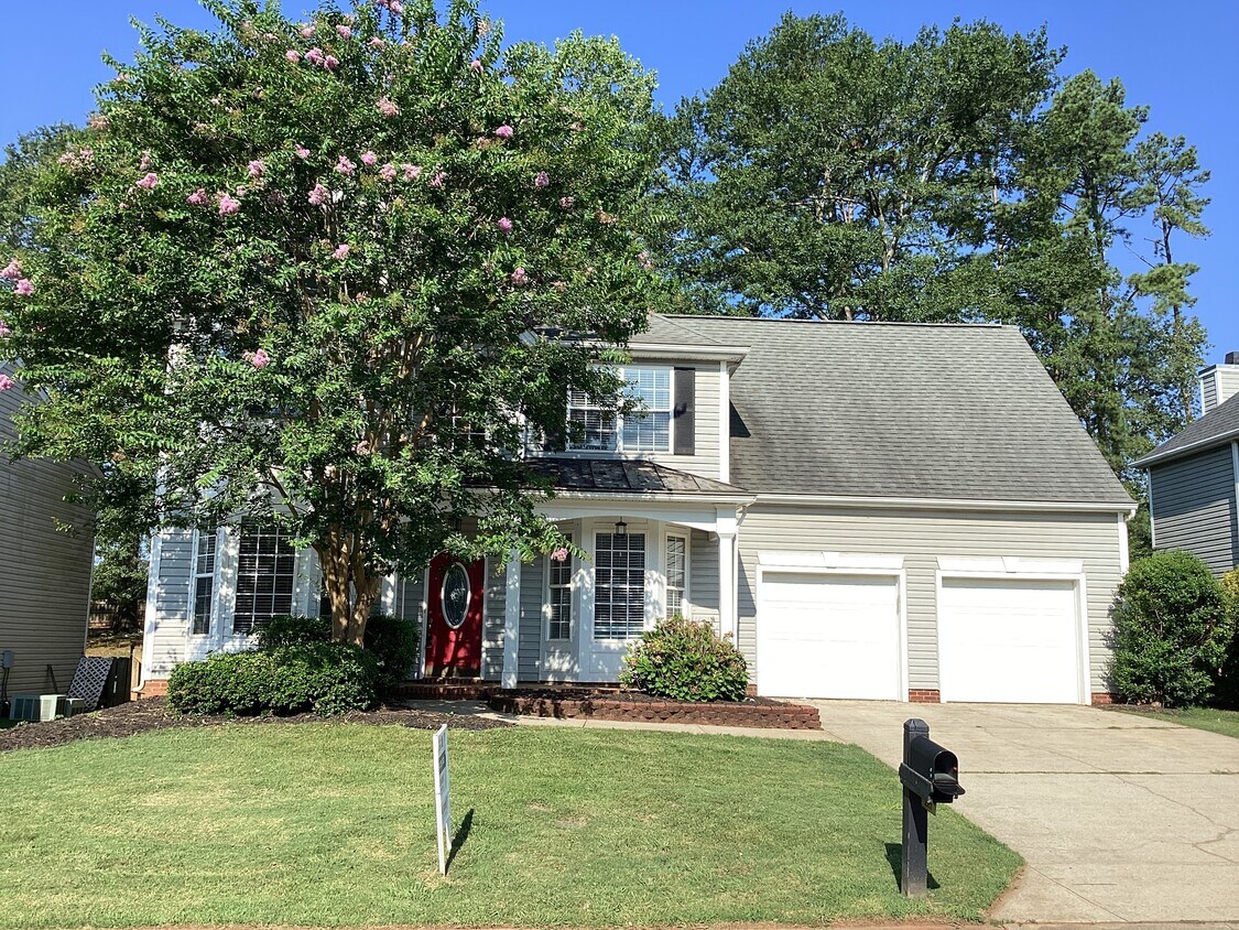 121 Sandy Lane House Rental in Greenville, SC