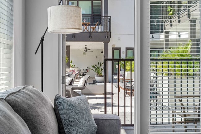 Foto del edificio - 3302 W Gray St