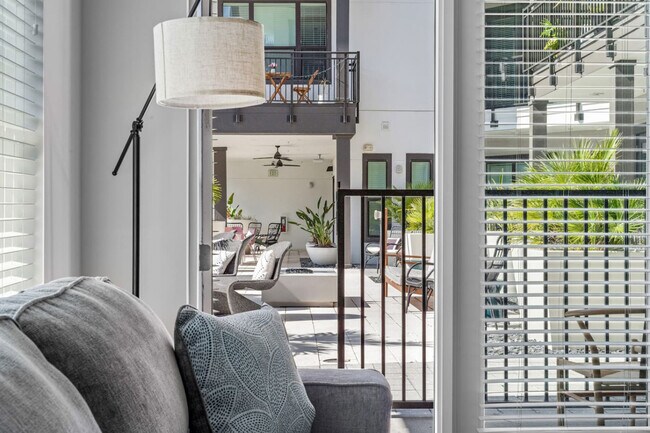 Building Photo - 3302 W Gray St