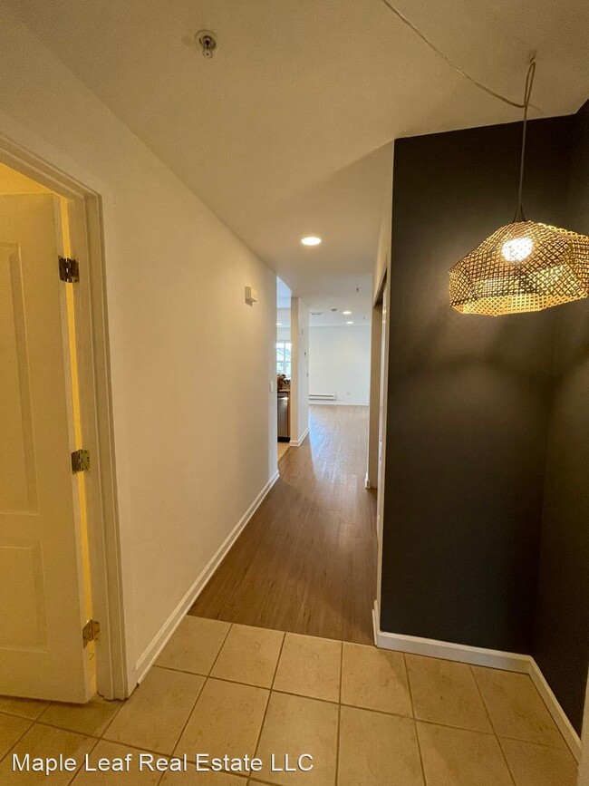 Building Photo - 1 br, 1 bath House - 3014 NE 145th Street,...
