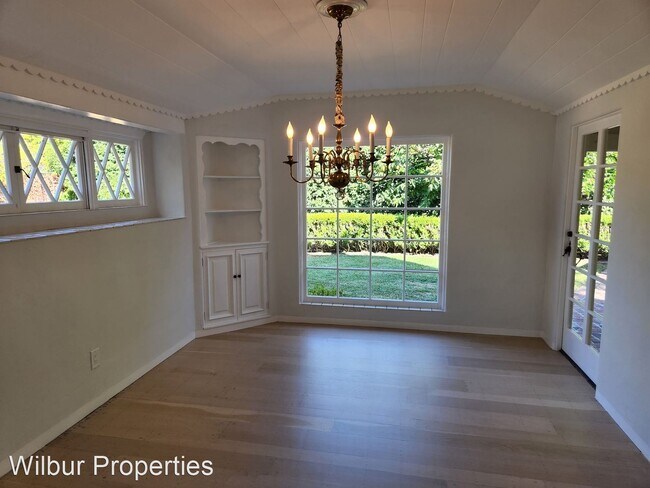 Building Photo - 3 br, 2 bath House - 534 Santa Rita Avenue