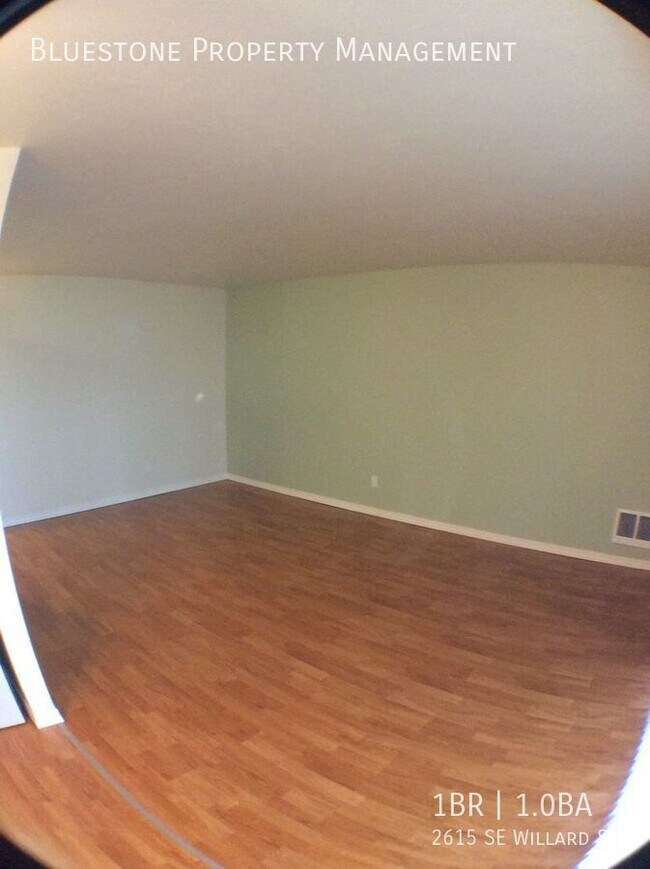 Foto del edificio - Ground floor 1 bedroom in single story bui...