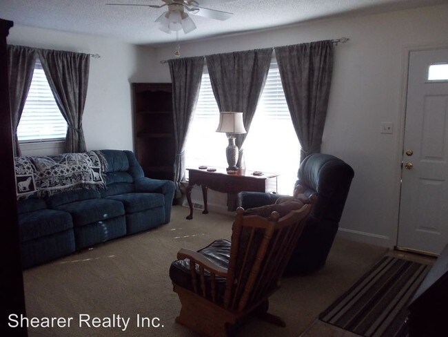 Building Photo - 1422 Thriftwood Dr
