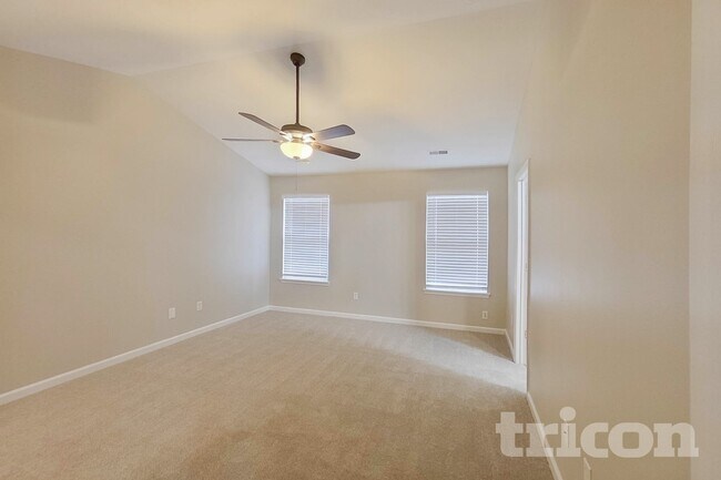 Foto del edificio - 322 Burning Brook Dr