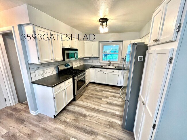 Cocina - 3593 Gateshead St NE