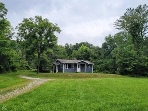 Building Photo - 732 Upper Schooner Rd