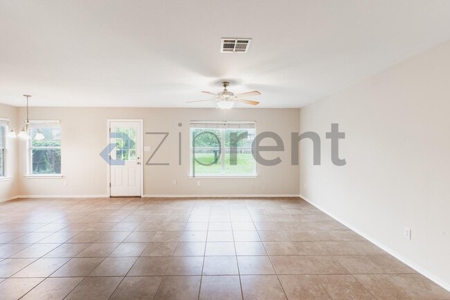 Foto del edificio - 419 Indian Meadow Dr