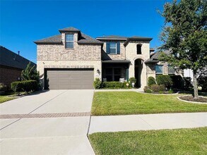 Building Photo - 16273 Sedgemoor Dr