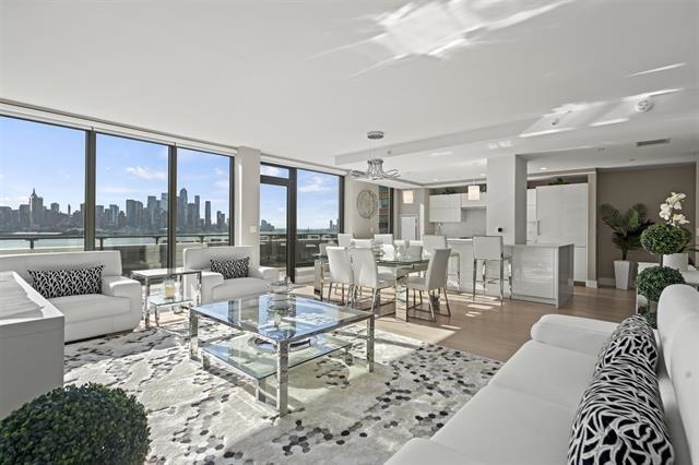 Foto principal - 9 Ave at Port Imperial