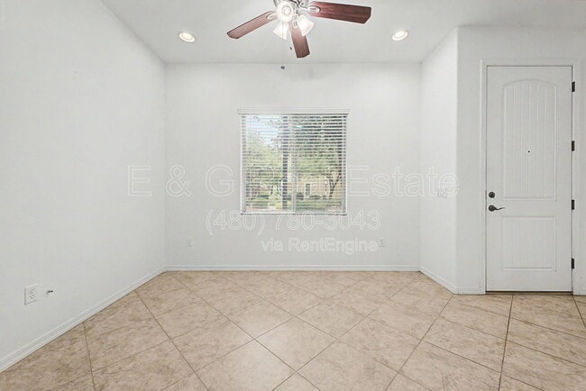 Building Photo - 5550 N 16th St