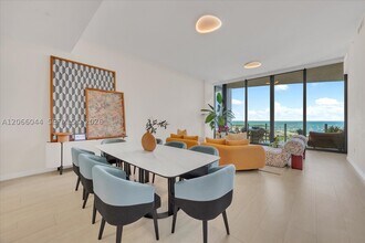 Building Photo - 2821 S Bayshore Dr