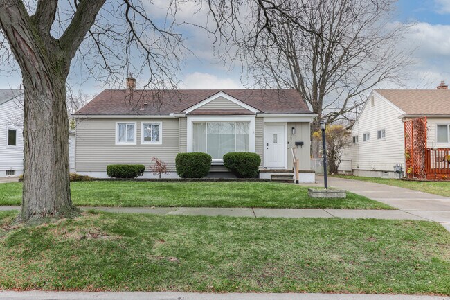 Foto del edificio - 29744 Rosslyn Ave