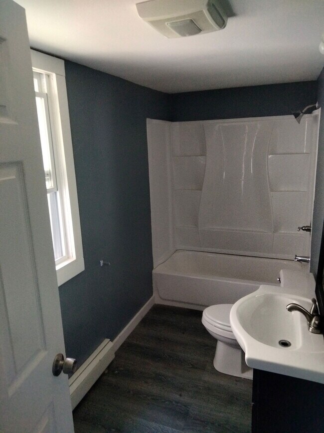 Photo - 212 Martin St Townhome