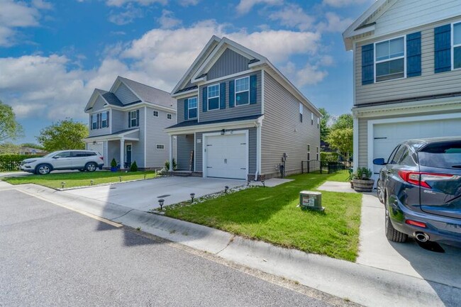 Foto del edificio - 837 Turtle Dove Ct