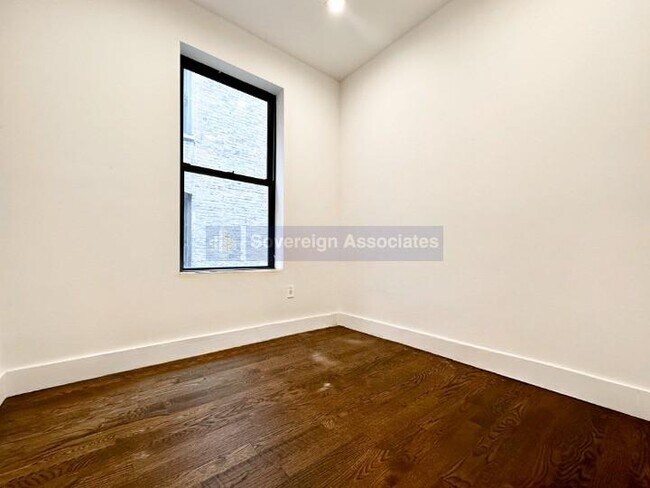 Foto del edificio - 184 Claremont Ave