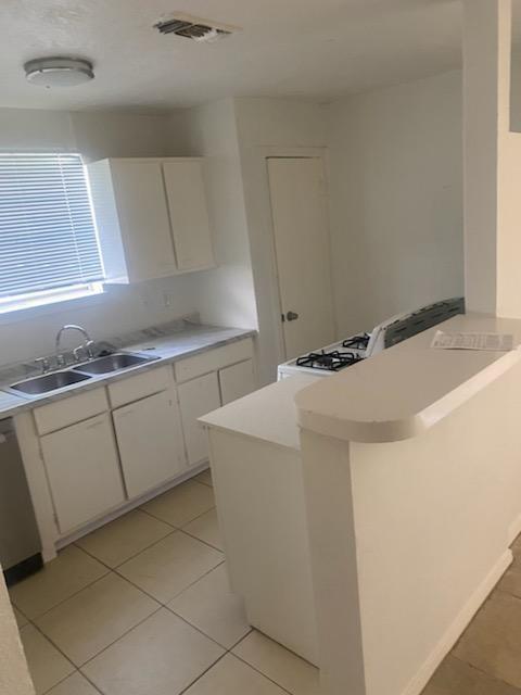 Foto del edificio - 3810 Westhampton Dr