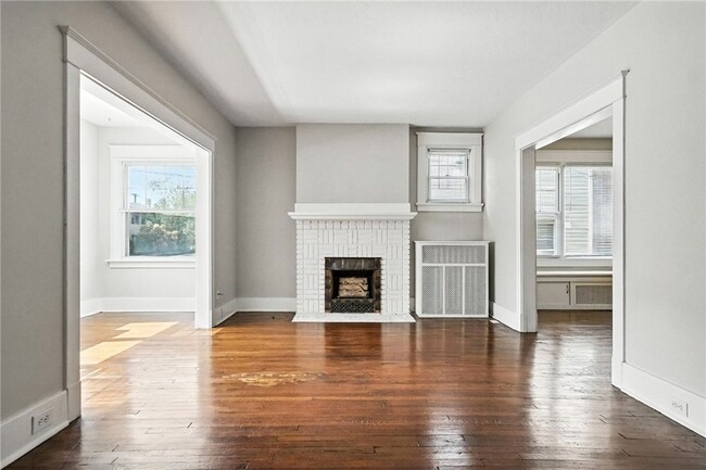 Building Photo - 1523 S Negley Ave