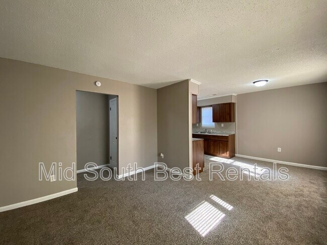 Foto del edificio - 3645 Edgefield Dr