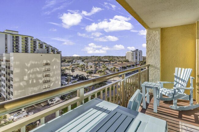 Foto del edificio - 6900 N Ocean Blvd