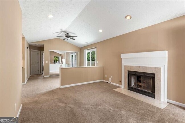 Building Photo - 13387 Aventide Ln