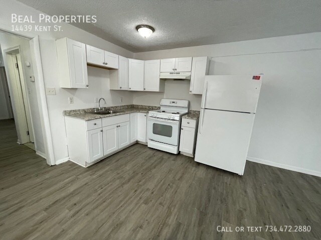 Building Photo - 14439 Kent St