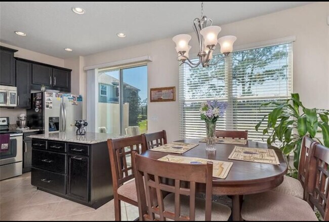 Espacio de comedor - 2280 Brookridge Trl