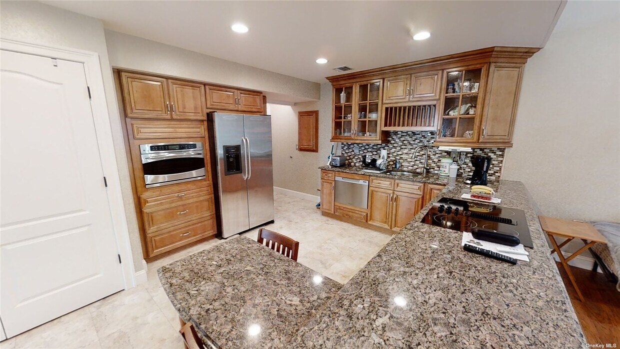 1 Olney Way, Stony Brook, NY 11790 Room for Rent in Stony Brook, NY