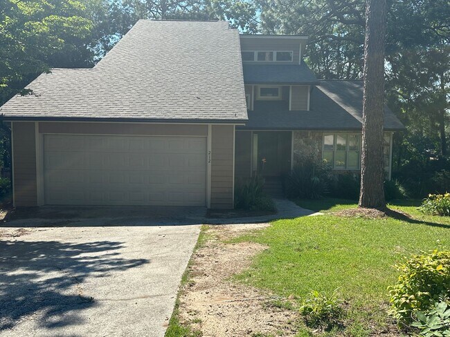 Building Photo - 212 Waters Way