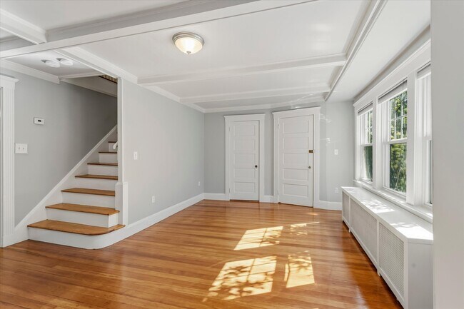 Foto del edificio - 306 Edge Hill Rd