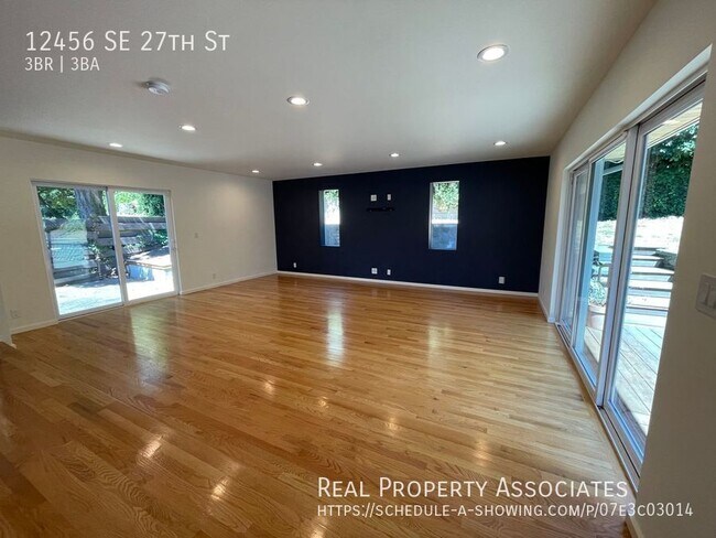 Foto del edificio - 12456 SE 27th St