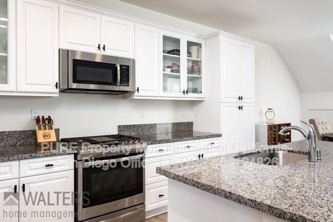 Building Photo - 1135 Camino Levante